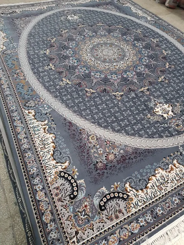 فرش 700 شانه طرح شبستان دودی