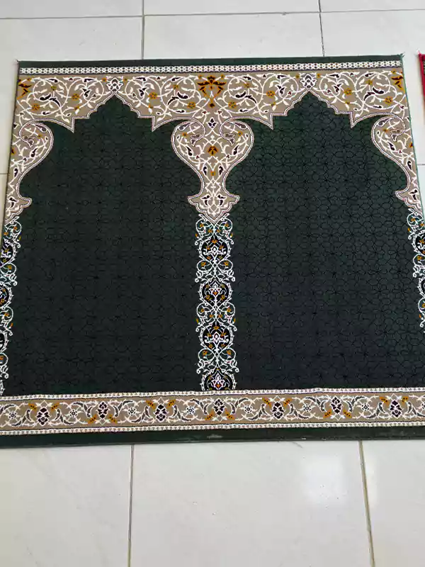 فرش سجاده ای سبز طرح تینا