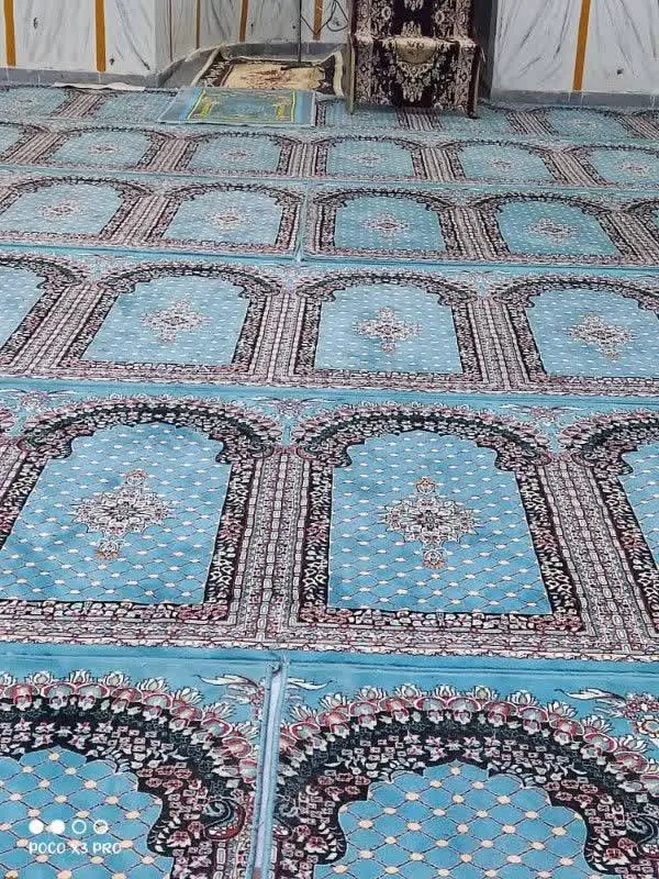 فرش سجاده ای مسجدالنبی دلگان 700 شانه تراکم 2550